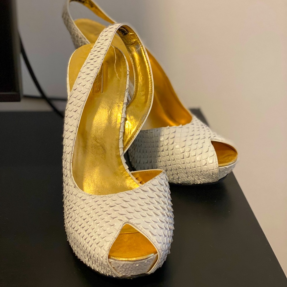 White Report Signature Faux Snakeskin Heels for sale - size 9 women